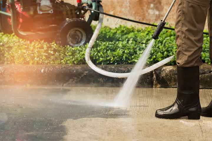 How to Clean Concrete Driveway Before Sealing